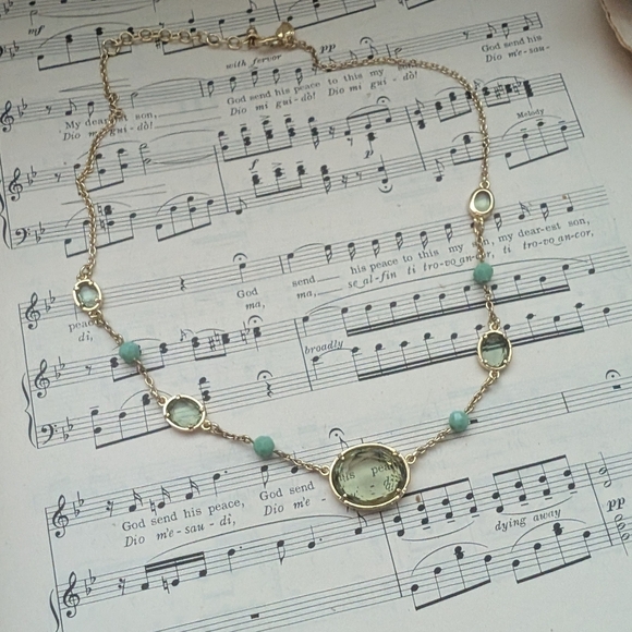 Vintage Carolee Gold and Green Necklace - Picture 10 of 12